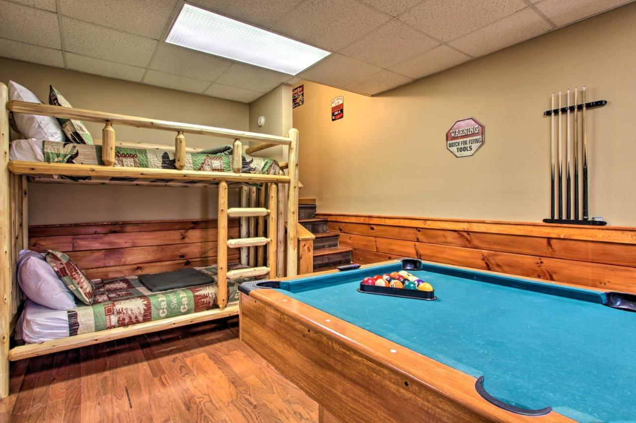Pigeon Forge Cabin With Hot Tub And Mountain Views! 외부 사진