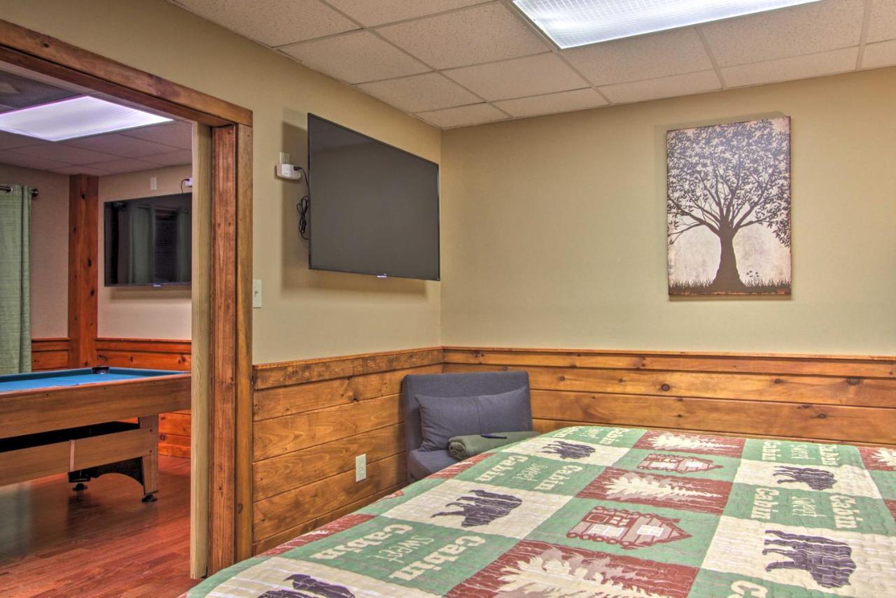 Pigeon Forge Cabin With Hot Tub And Mountain Views! 외부 사진